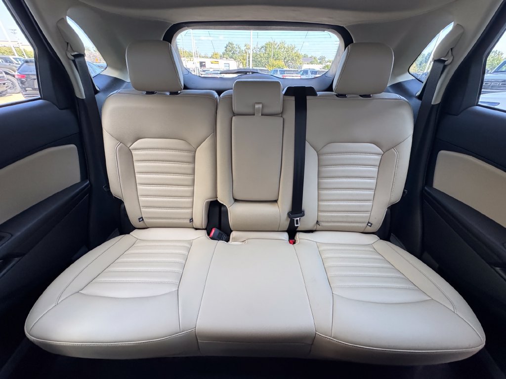 Used 2023 Ford Edge SEL w/ Convenience Package AWD/4WD image 29