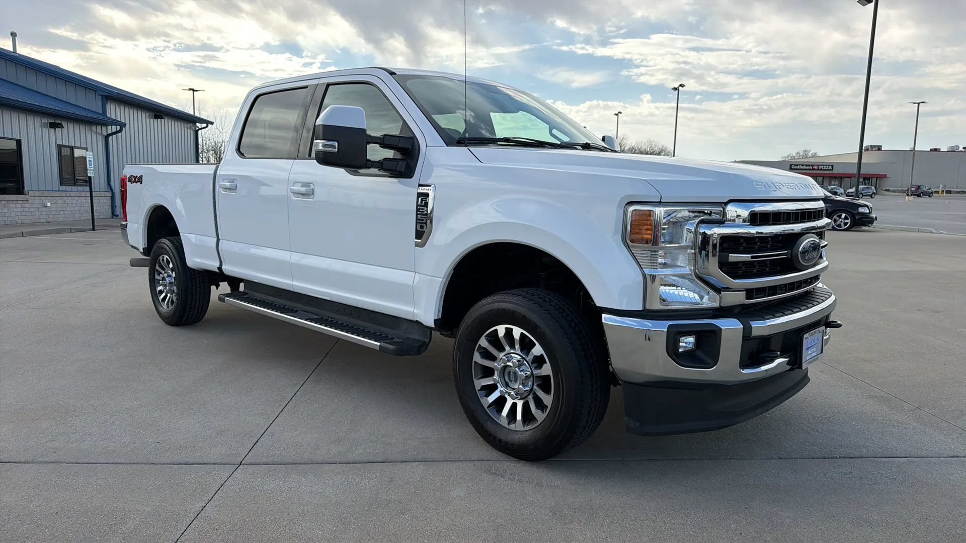 Used 2020 Ford F350 Lariat w/ Lariat Value Package AWD/4WD image 32