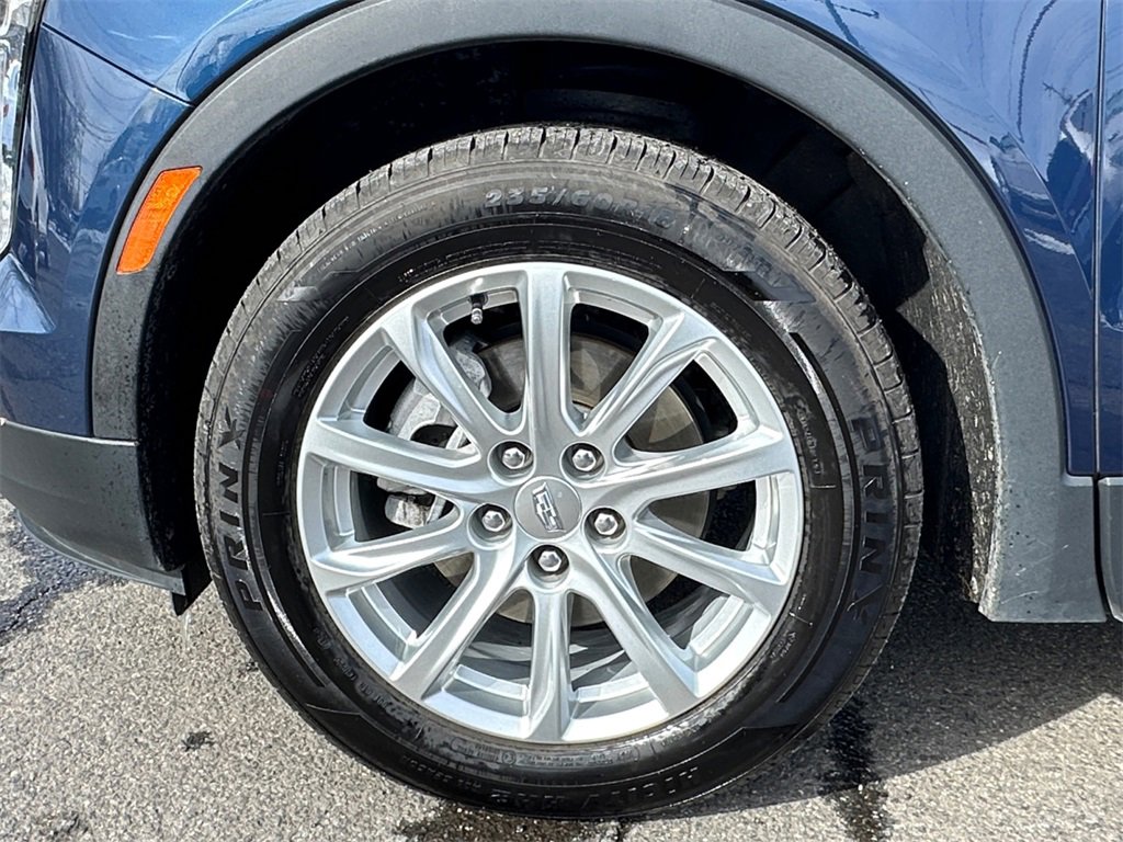 Used 2019 Cadillac XT4 Luxury w/ Cold Weather Package image 28