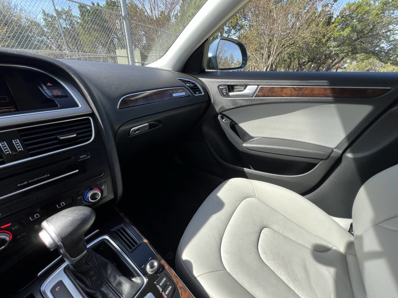 Used 2015 Audi A4 Premium w/ Audi MMI Navigation image 18