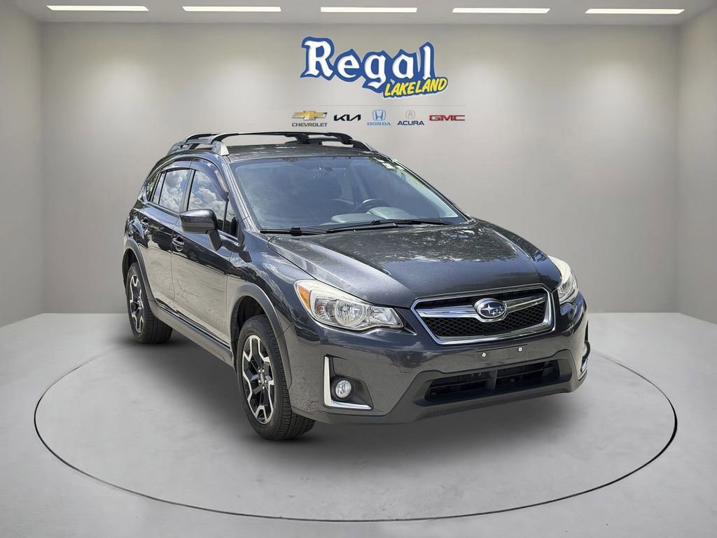 Used 2017 Subaru Crosstrek 2.0i Premium AWD/4WD image 1