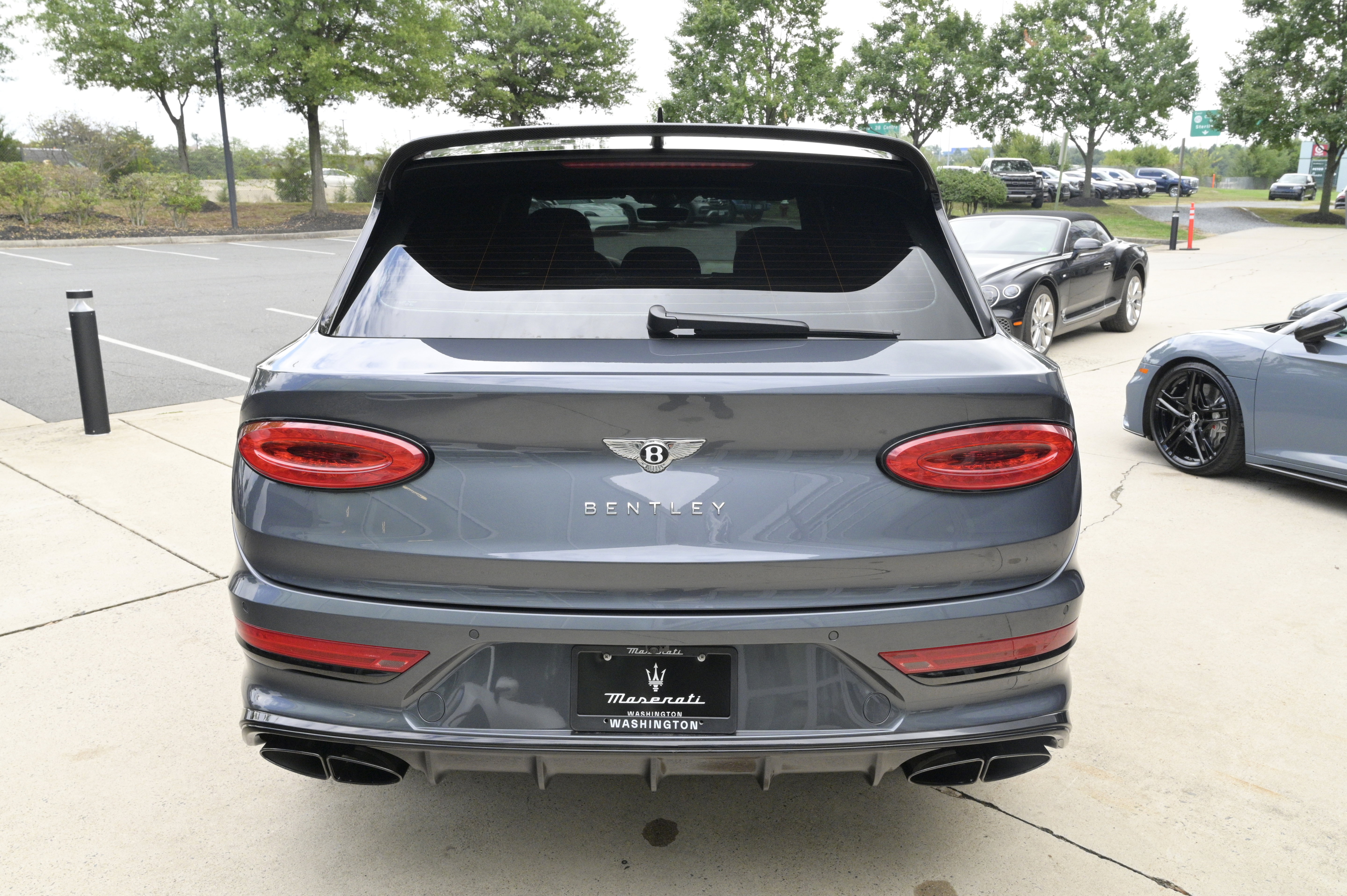 Used 2021 Bentley Bentayga AWD/4WD image 6