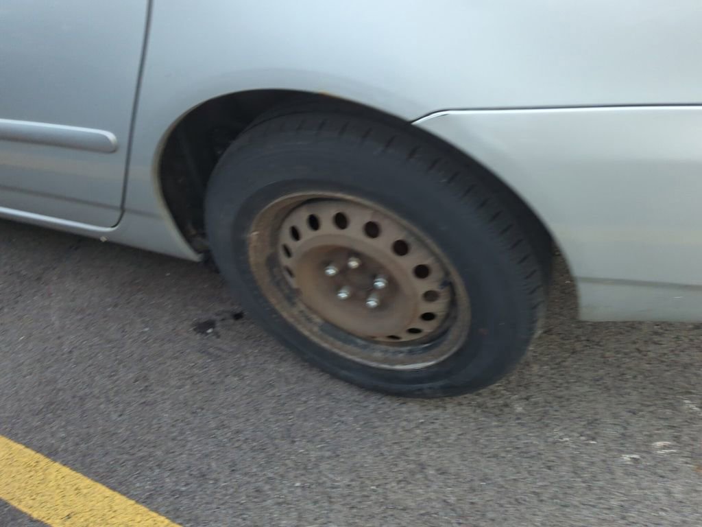 Used 2007 Toyota Corolla LE image 5