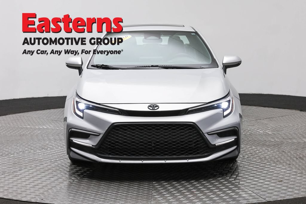 Used 2023 Toyota Corolla XSE FWD image 2