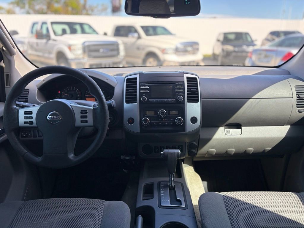 Used 2014 Nissan Frontier SV w/ SV Value Truck Package RWD image 20
