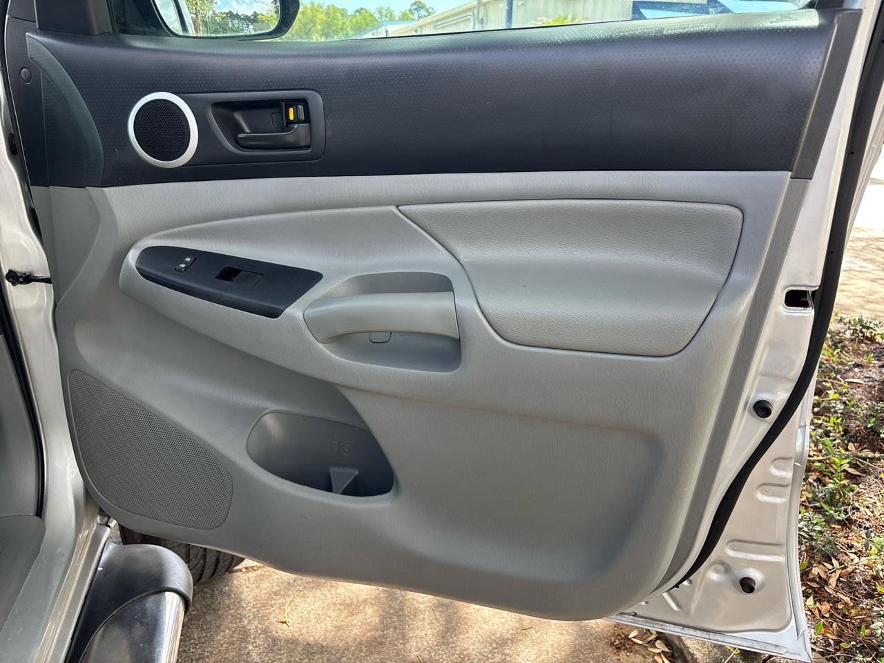 Used 2012 Toyota Tacoma PreRunner w/ TRD Off-Road Pkg image 17