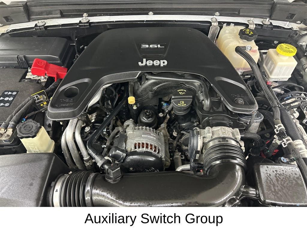 Used 2020 Jeep Gladiator Sport w/ Quick Order Package 24S AWD/4WD image 19