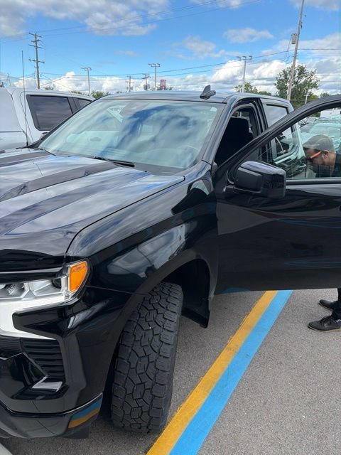 Used 2022 Chevrolet Silverado 1500 LT Trail Boss w/ Protection Package AWD/4WD image 1