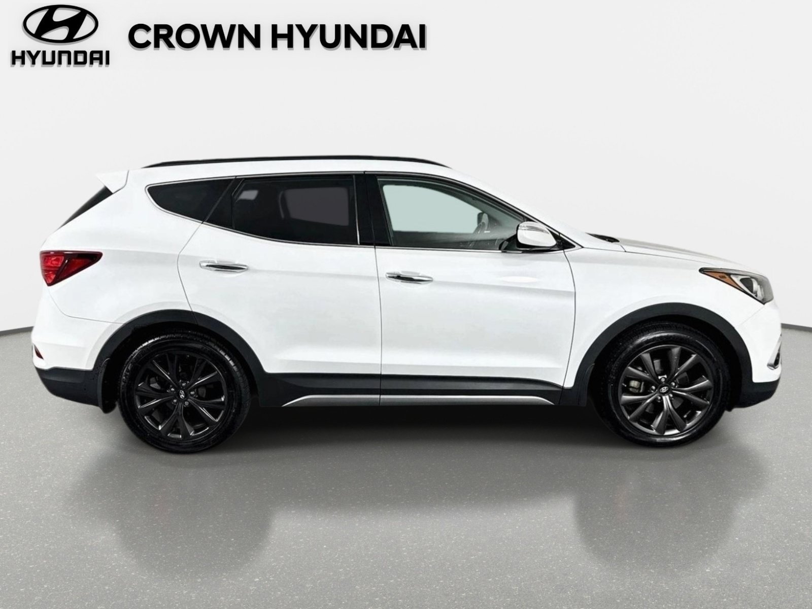 Used 2018 Hyundai Santa Fe Sport FWD image 4