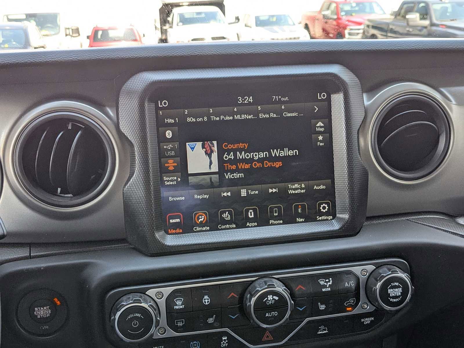 Certified 2023 Jeep Wrangler Unlimited w/ Sun & Screen Package AWD/4WD image 19