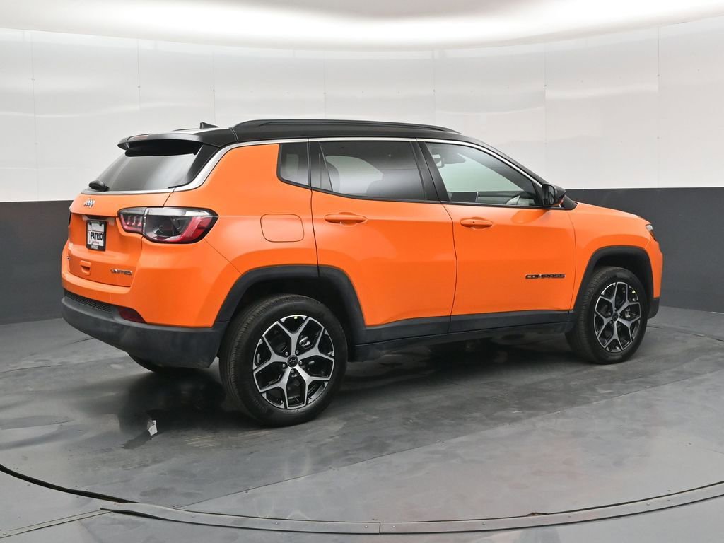 New 2026 Jeep Compass Limited AWD/4WD image 2