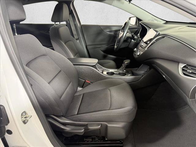 Used 2021 Chevrolet Malibu RS FWD image 12