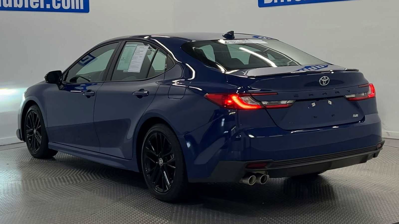 Used 2026 Toyota Camry SE w/ Multimedia Upgrade Package FWD image 6