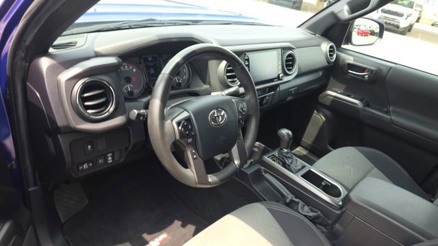 Used 2023 Toyota Tacoma TRD Sport w/ Technology Package AWD/4WD image 12