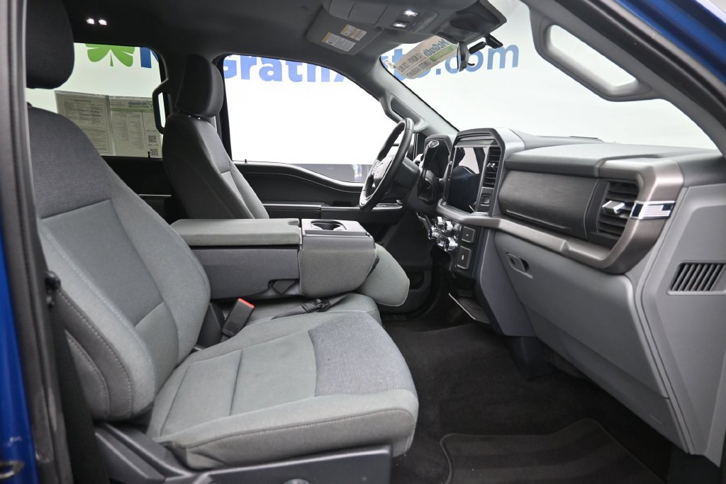 Used 2025 Ford F150 XLT w/ Equipment Group 301A Standard AWD/4WD image 9