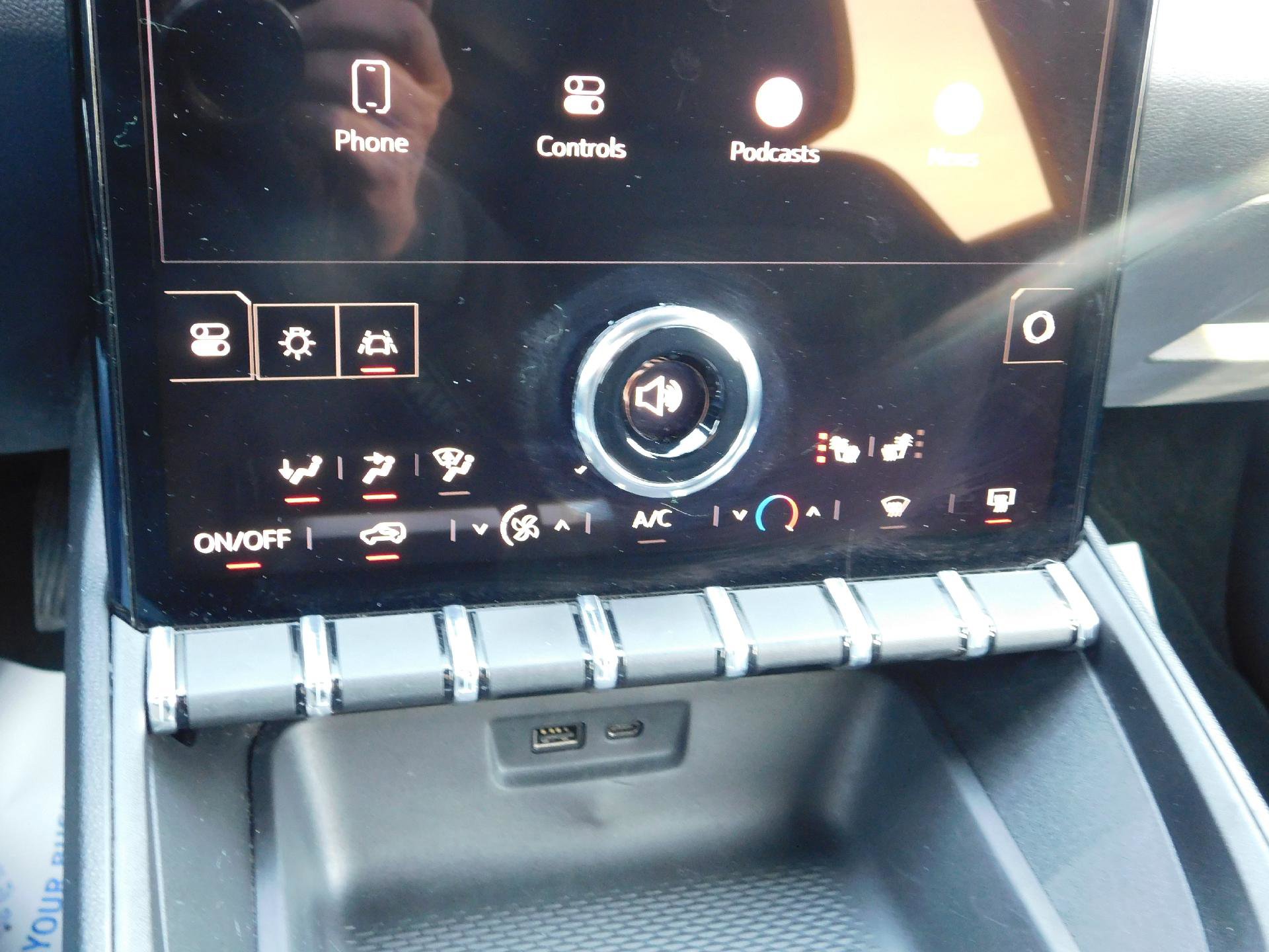 Used 2025 GMC Terrain Elevation image 30