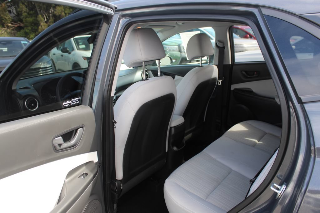 Used 2023 Hyundai Kona SEL w/ Cargo Package FWD image 15