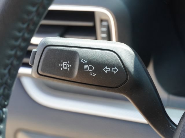Used 2022 Ford Explorer XLT w/ Equipment Group 202A RWD image 31
