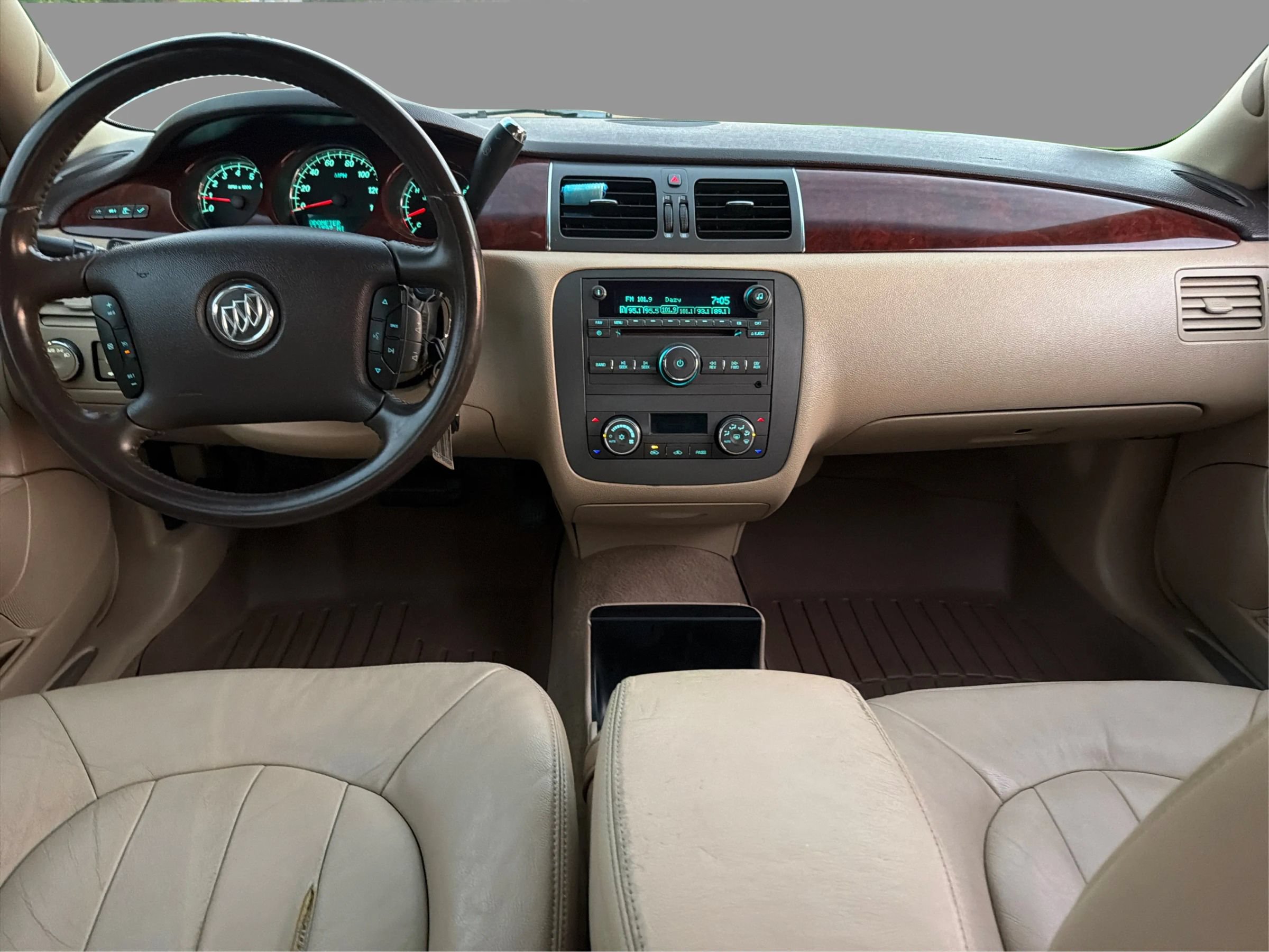 Used 2008 Buick Lucerne CX FWD image 29