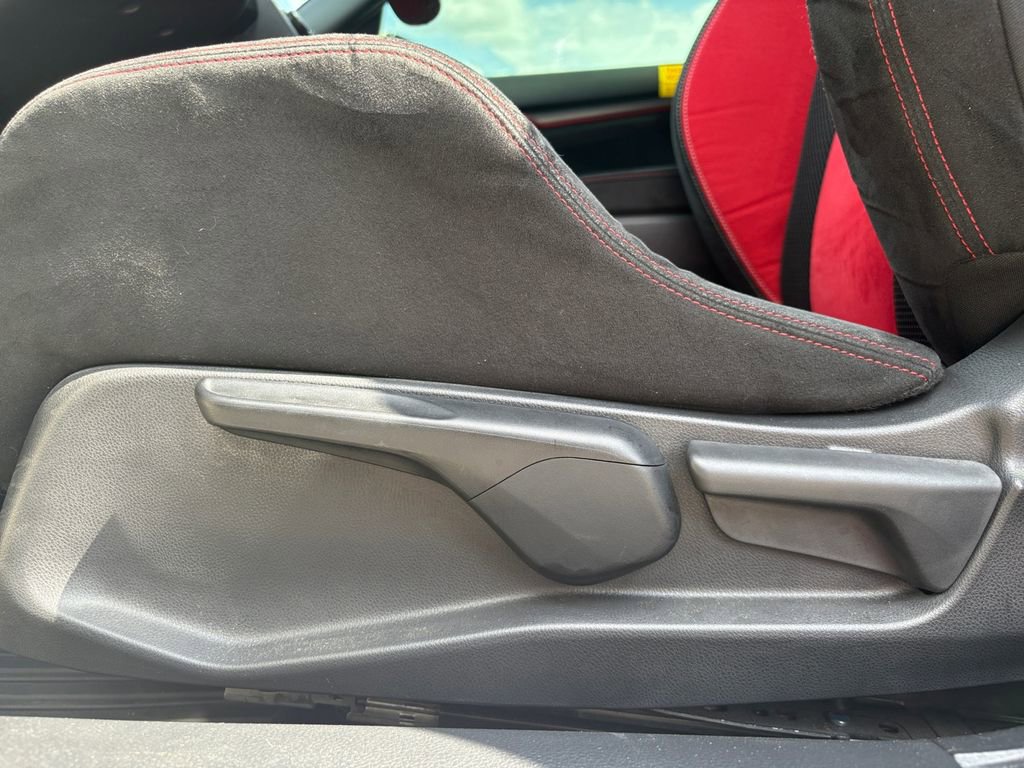 Used 2017 Honda Civic Type R image 13