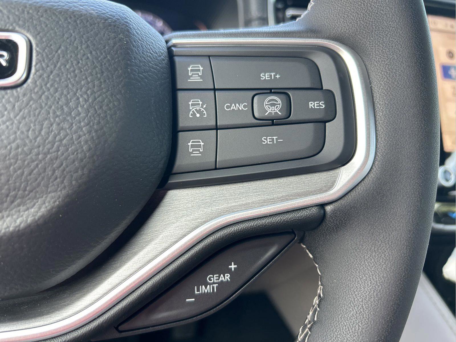 New 2026 Jeep Grand Wagoneer 2WD image 16