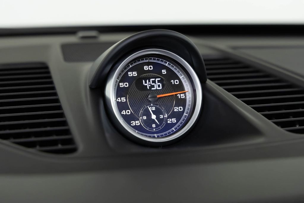 Used 2019 Porsche 911 Turbo image 33