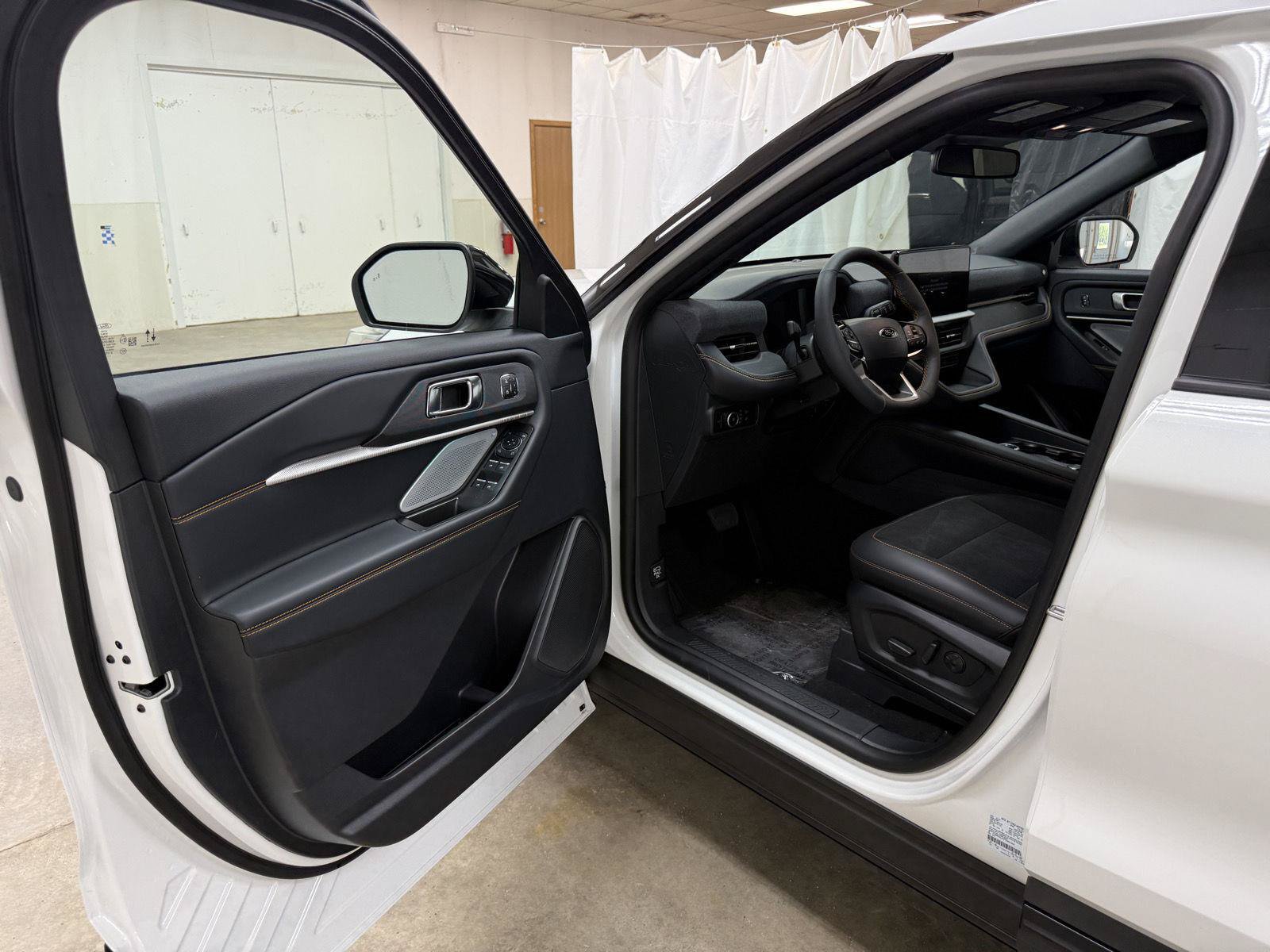 New 2026 Ford Explorer Tremor w/ Tremor Ultimate Package AWD/4WD image 9