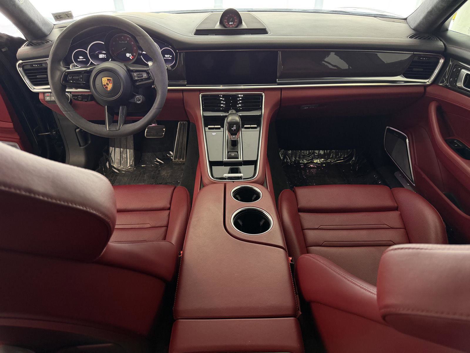 Used 2022 Porsche Panamera Turbo S image 17