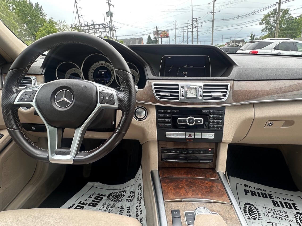 Used 2014 Mercedes-Benz E 350 4MATIC Sedan image 20