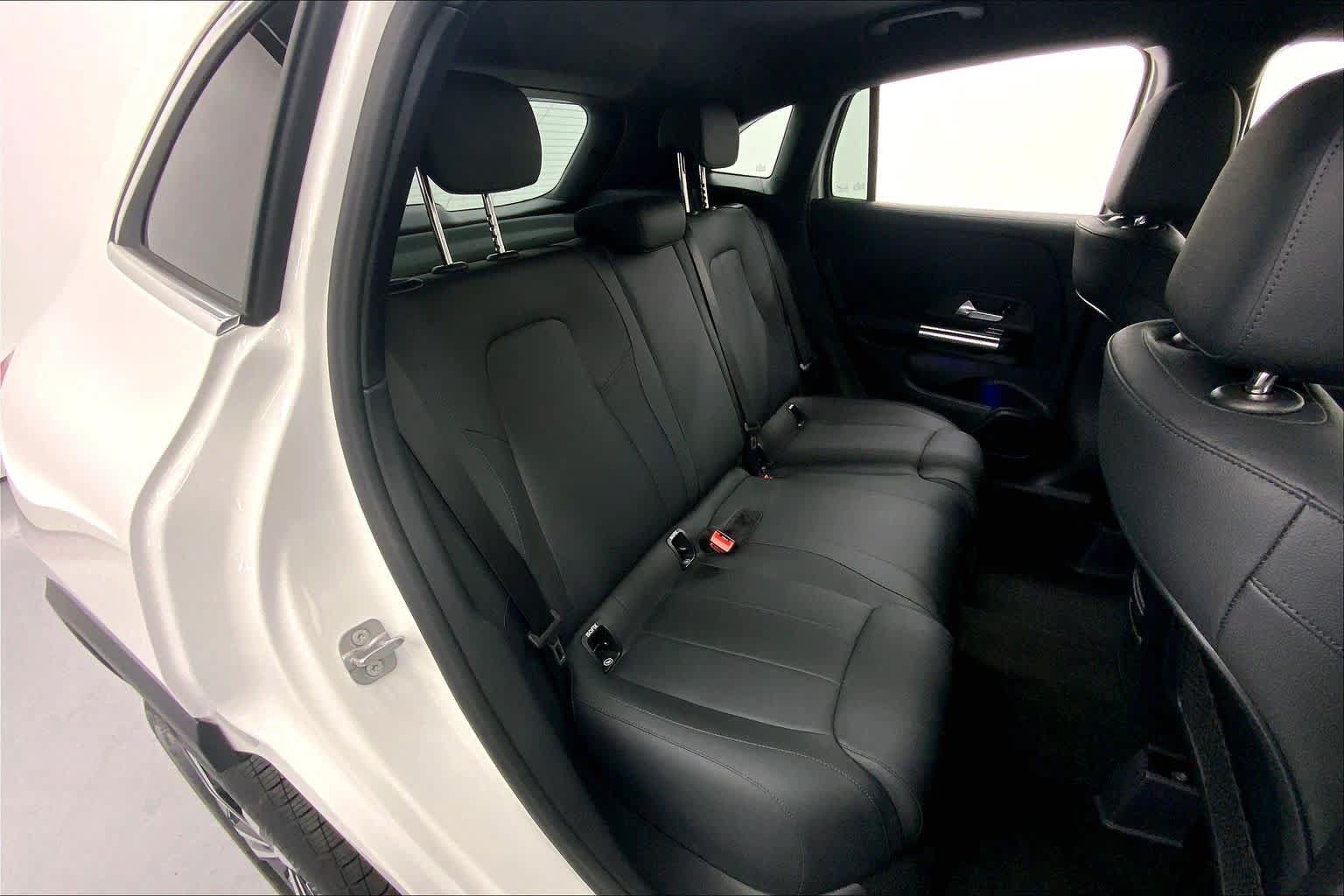 Used 2026 Mercedes-Benz GLA 250 image 13