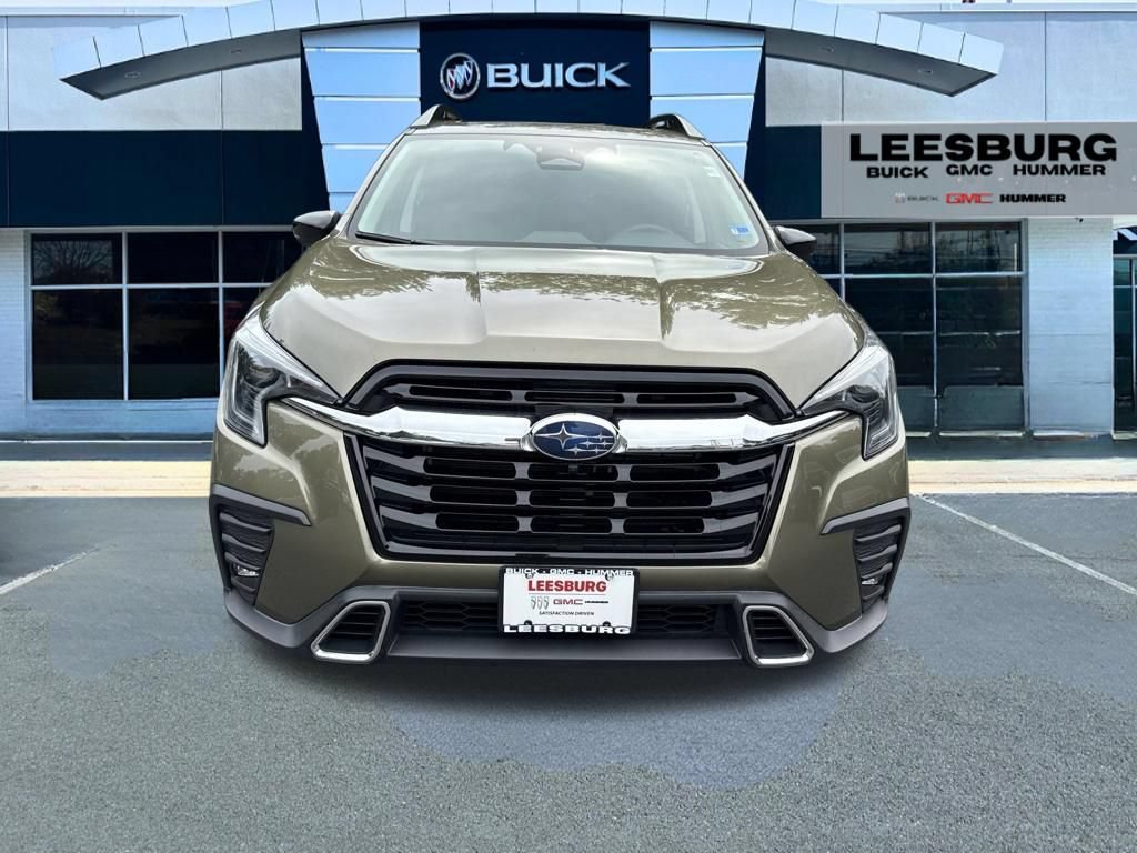 Used 2024 Subaru Ascent Touring AWD/4WD image 2