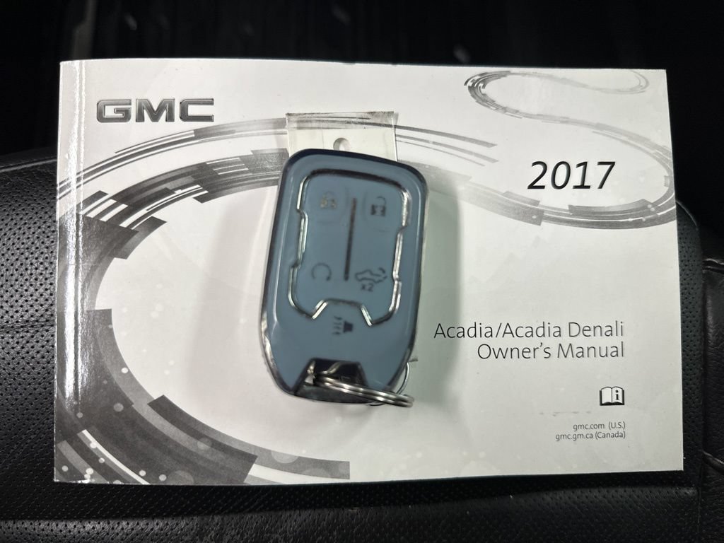 Used 2017 GMC Acadia SLT AWD/4WD image 39