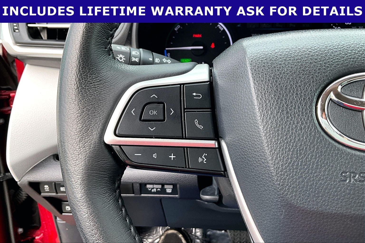 Used 2025 Toyota Sienna XLE FWD image 15
