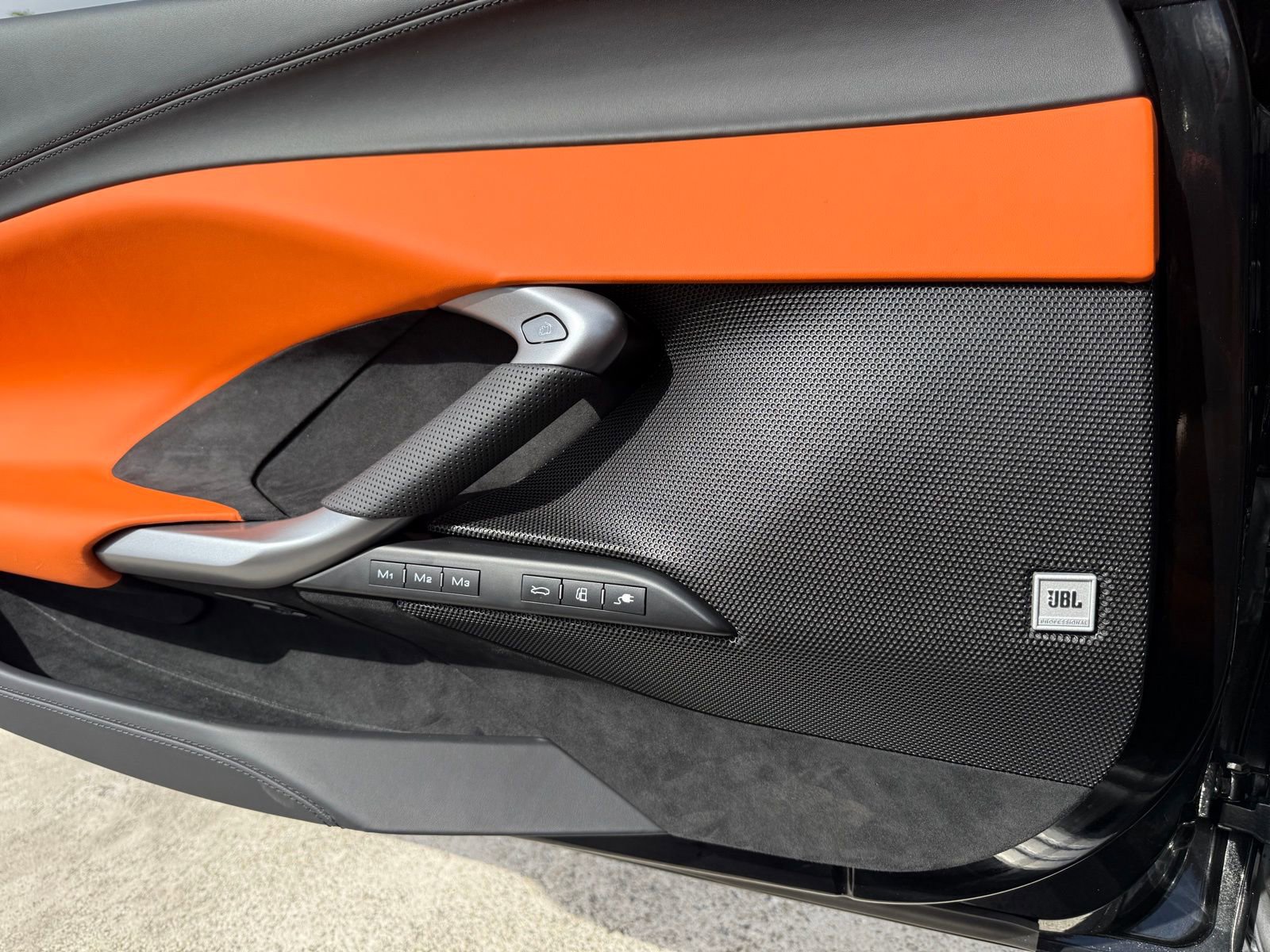 Used 2025 Ferrari 296 GTS image 37