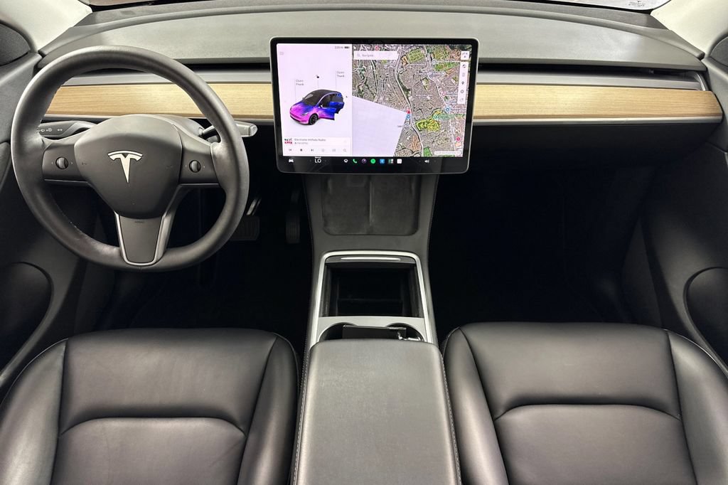 Used 2021 Tesla Model Y Long Range AWD/4WD image 15