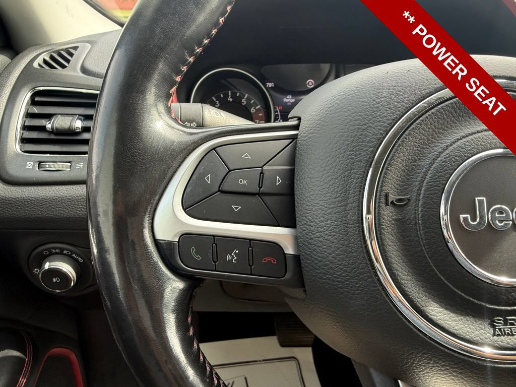 Used 2021 Jeep Compass Trailhawk AWD/4WD image 16