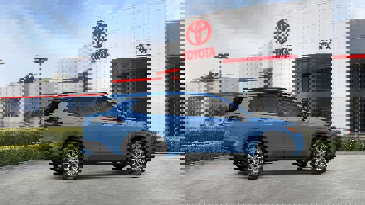 New 2026 Toyota Corolla Cross LE image 11