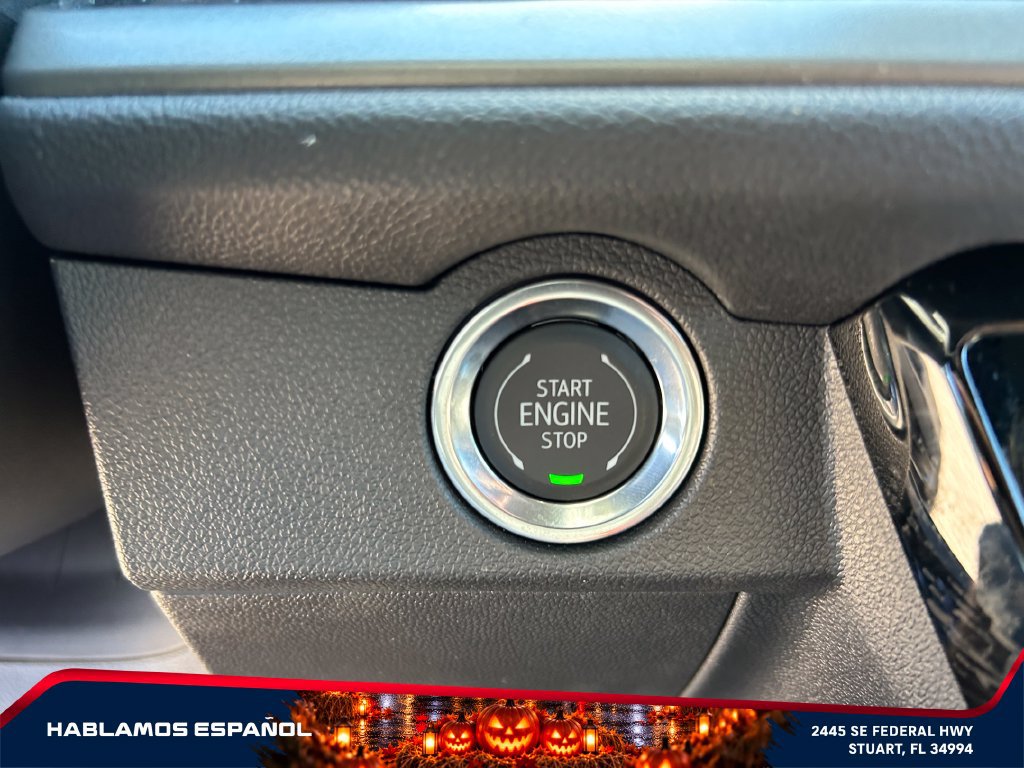 Used 2026 Chevrolet Traverse LT w/ Driver Confidence Package FWD image 21