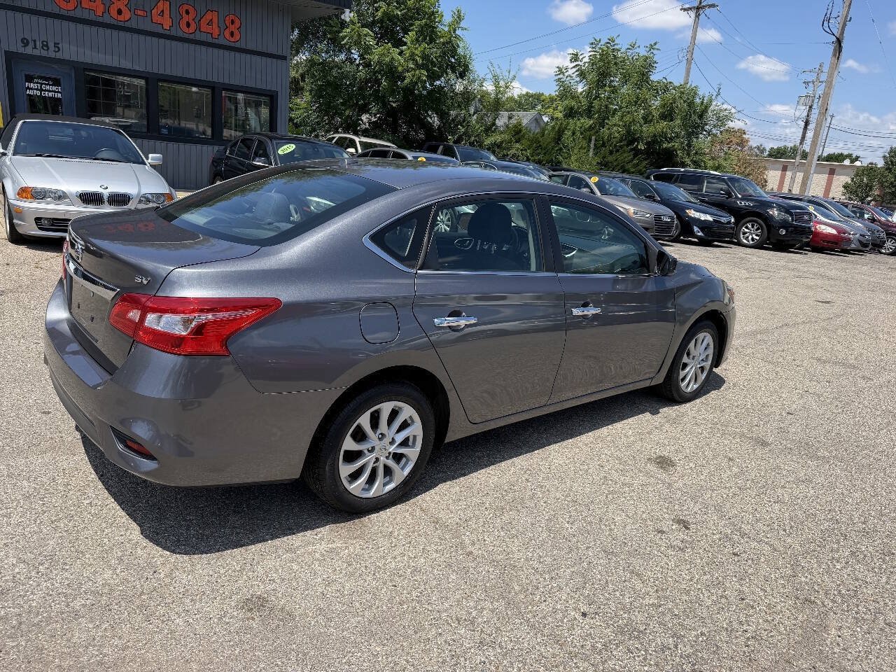 Used 2018 Nissan Sentra SV FWD image 3