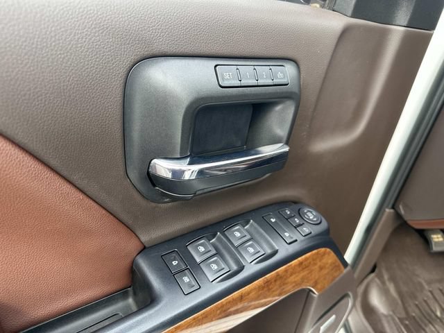Used 2019 Chevrolet Silverado 3500 High Country w/ Duramax Plus Package AWD/4WD image 9