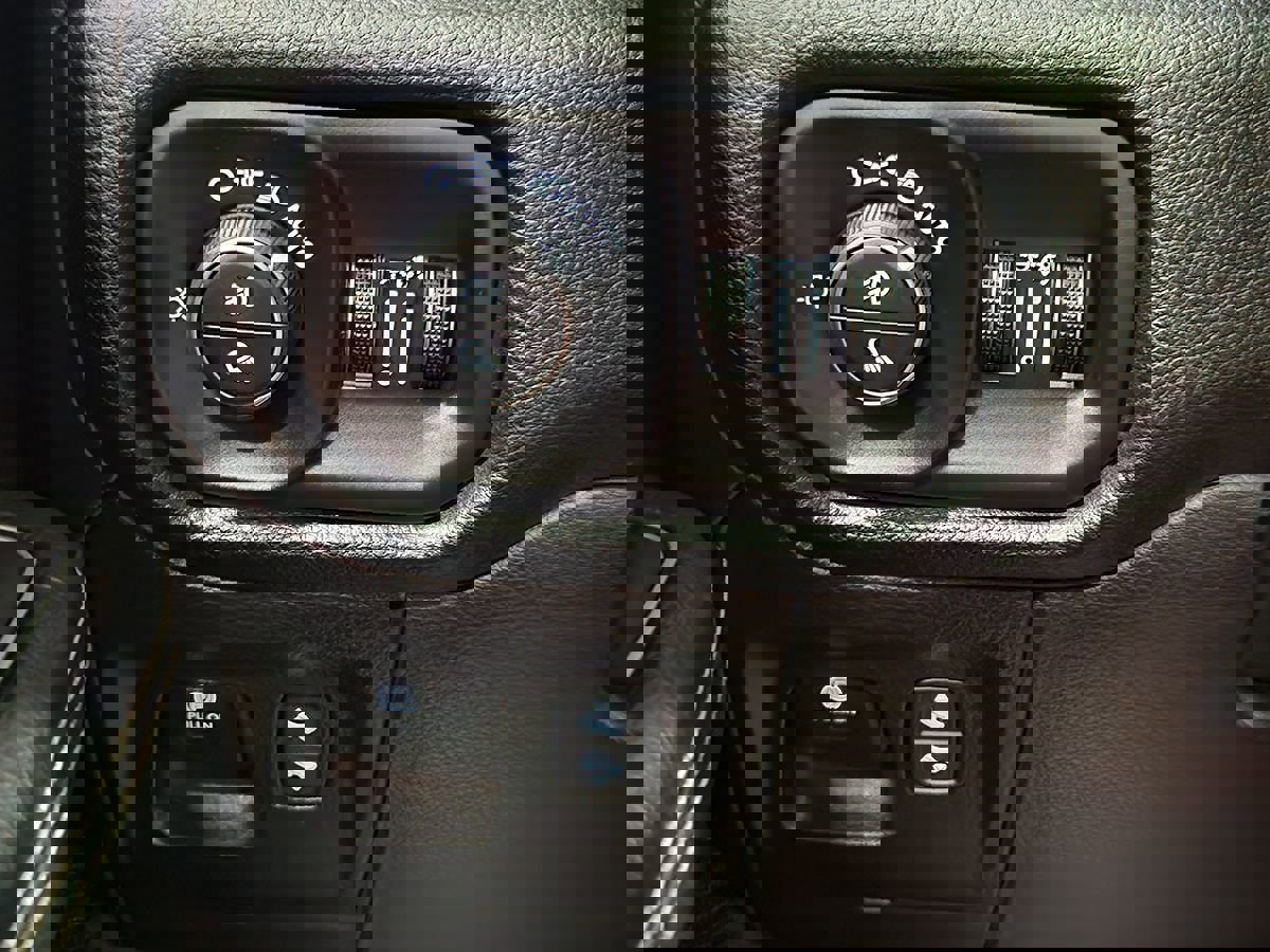 Used 2022 RAM 1500 Laramie image 43