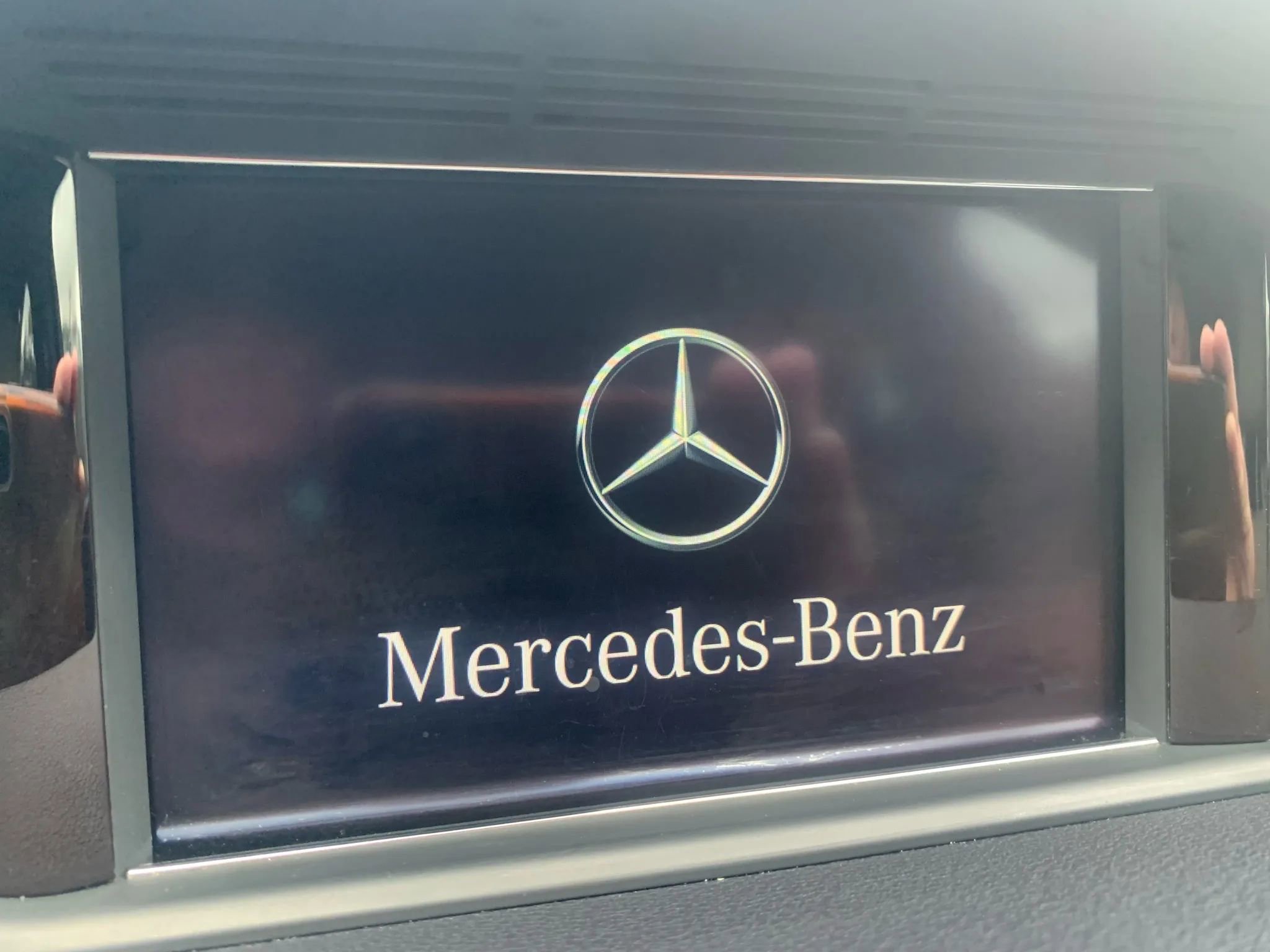 Used 2013 Mercedes-Benz E 350 Sedan image 33