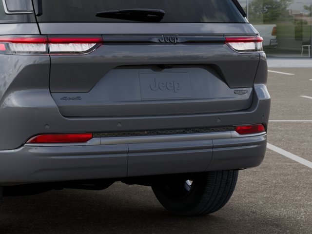 New 2027 Jeep Grand Cherokee Summit w/ Adv Protech Group IV AWD/4WD image 13