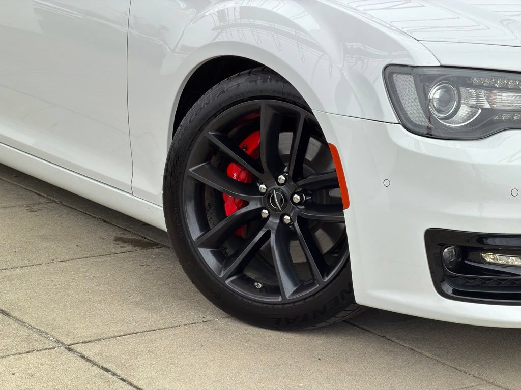 Used 2023 Chrysler 300 C RWD image 10