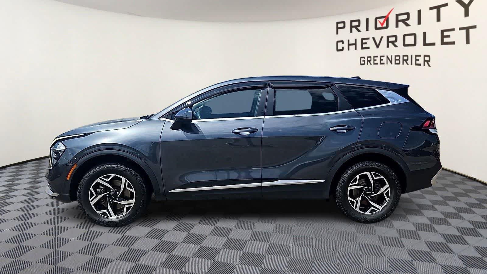Used 2023 Kia Sportage LX AWD/4WD image 5