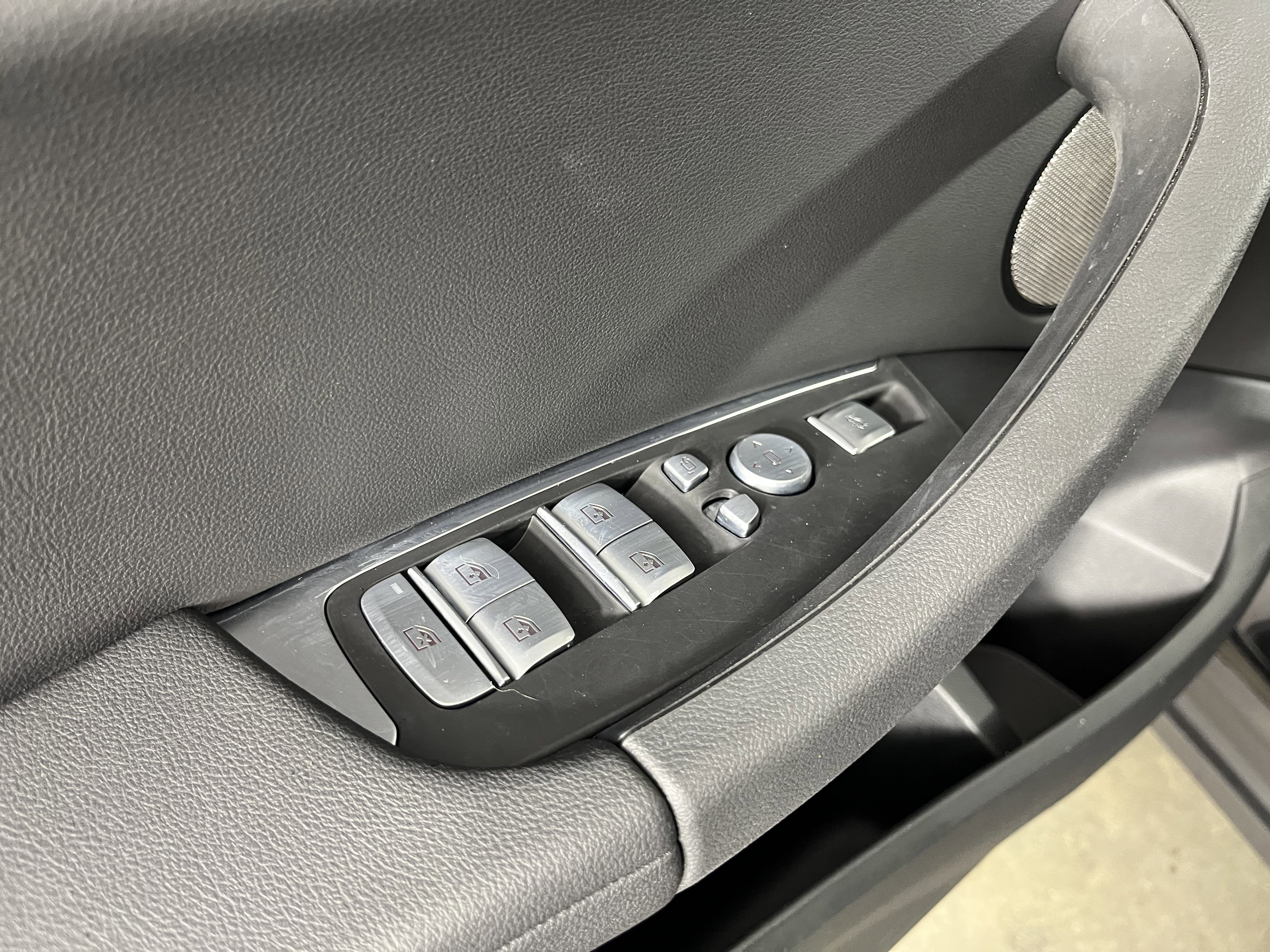 Certified 2024 BMW X3 xDrive30i w/ Premium Package w/ZPA image 19