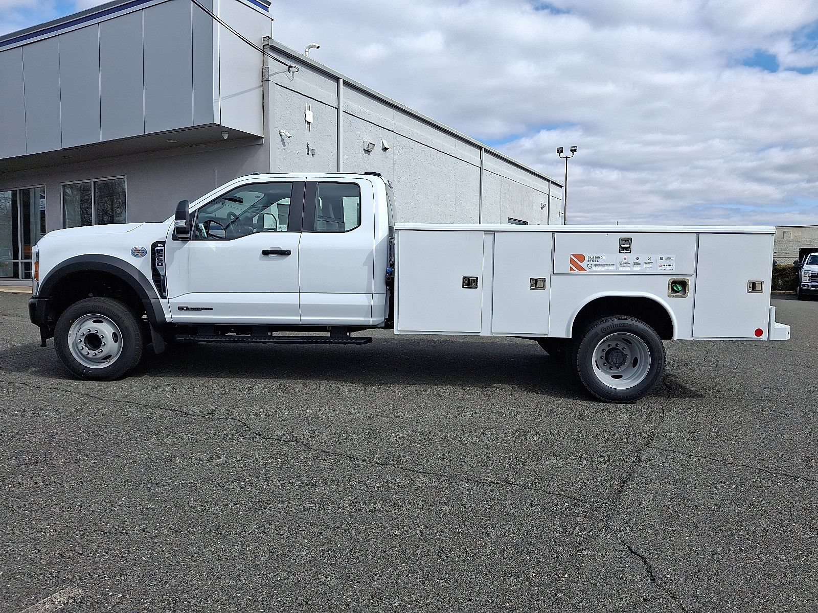 New 2024 Ford F550 2WD SuperCab Super Duty image 3