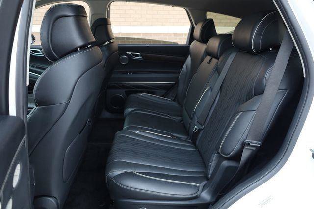 Used 2022 Genesis GV80 3.5T w/ Advanced Package 06 AWD/4WD image 21