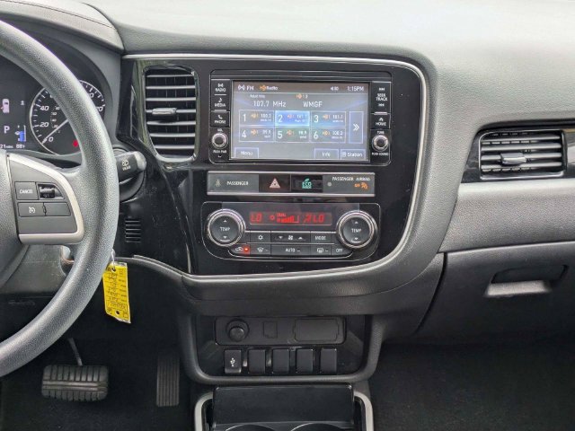 Used 2019 Mitsubishi Outlander ES FWD image 18
