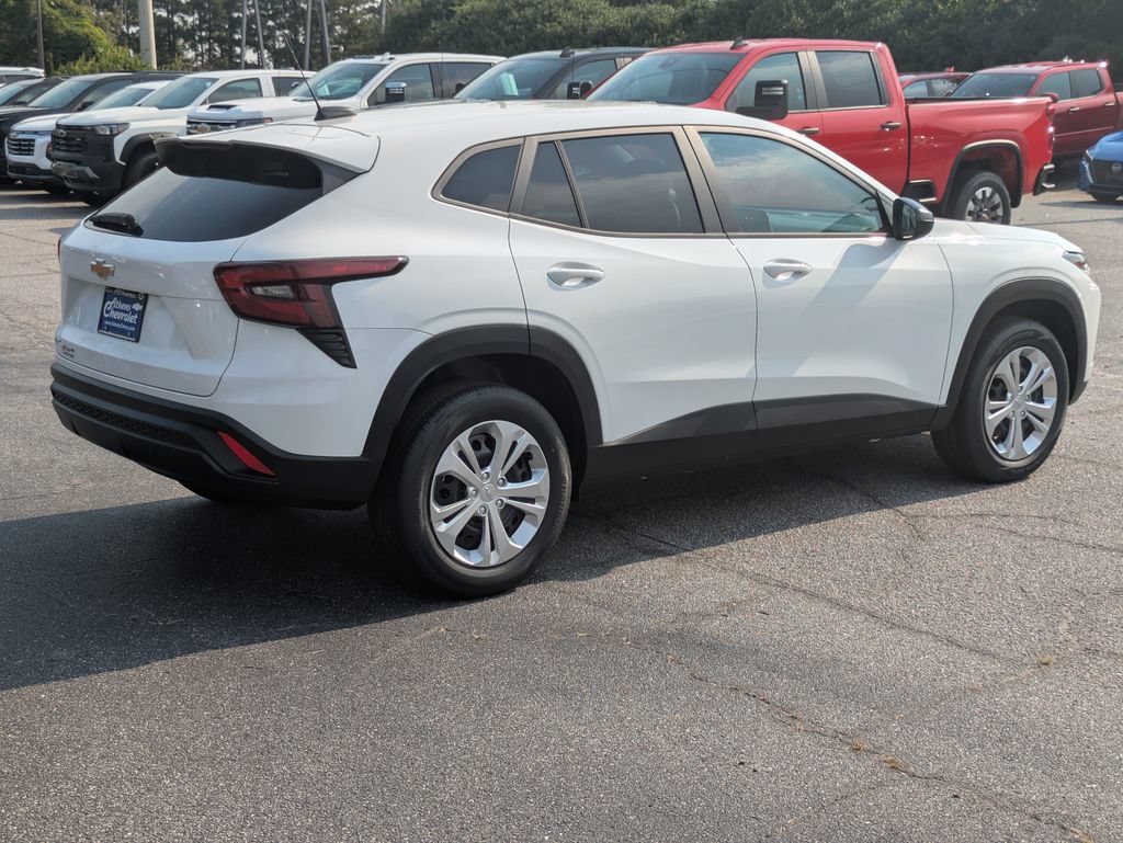 New 2026 Chevrolet Trax LT FWD image 4